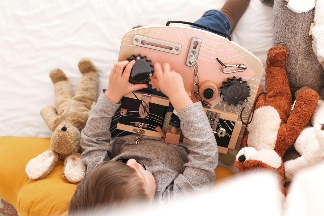 Planche de motricité - serrures et rotations - – Image 3